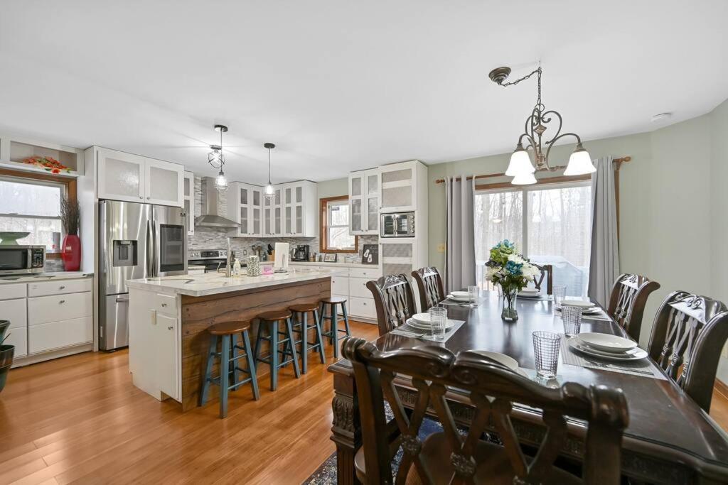 Poconos Peaceful Retreat - Families & Large Groups Villa Tobyhanna Екстериор снимка